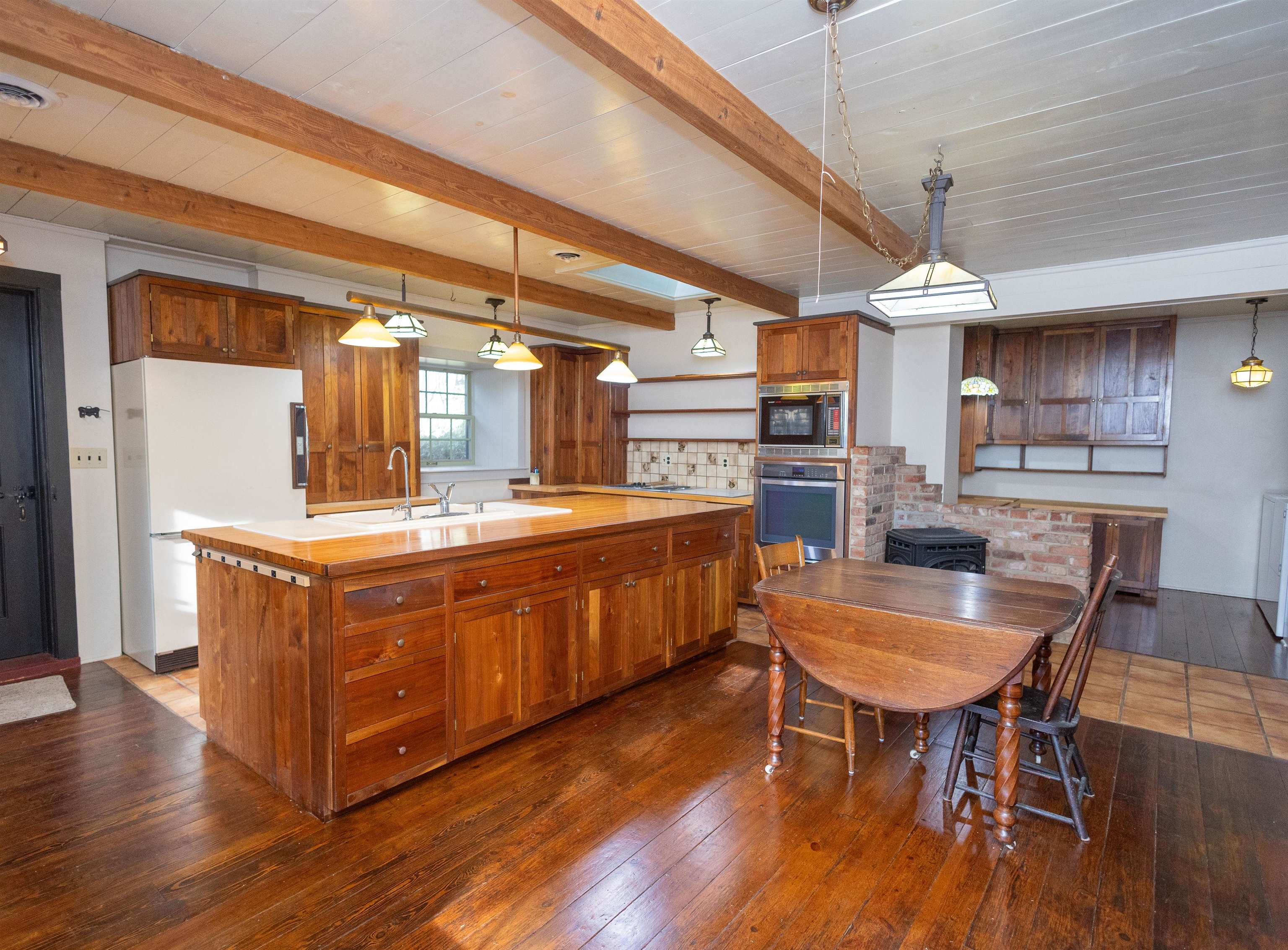 18075 O Neil Road Mineral Point, WI 53565 - Photo 10 of 61