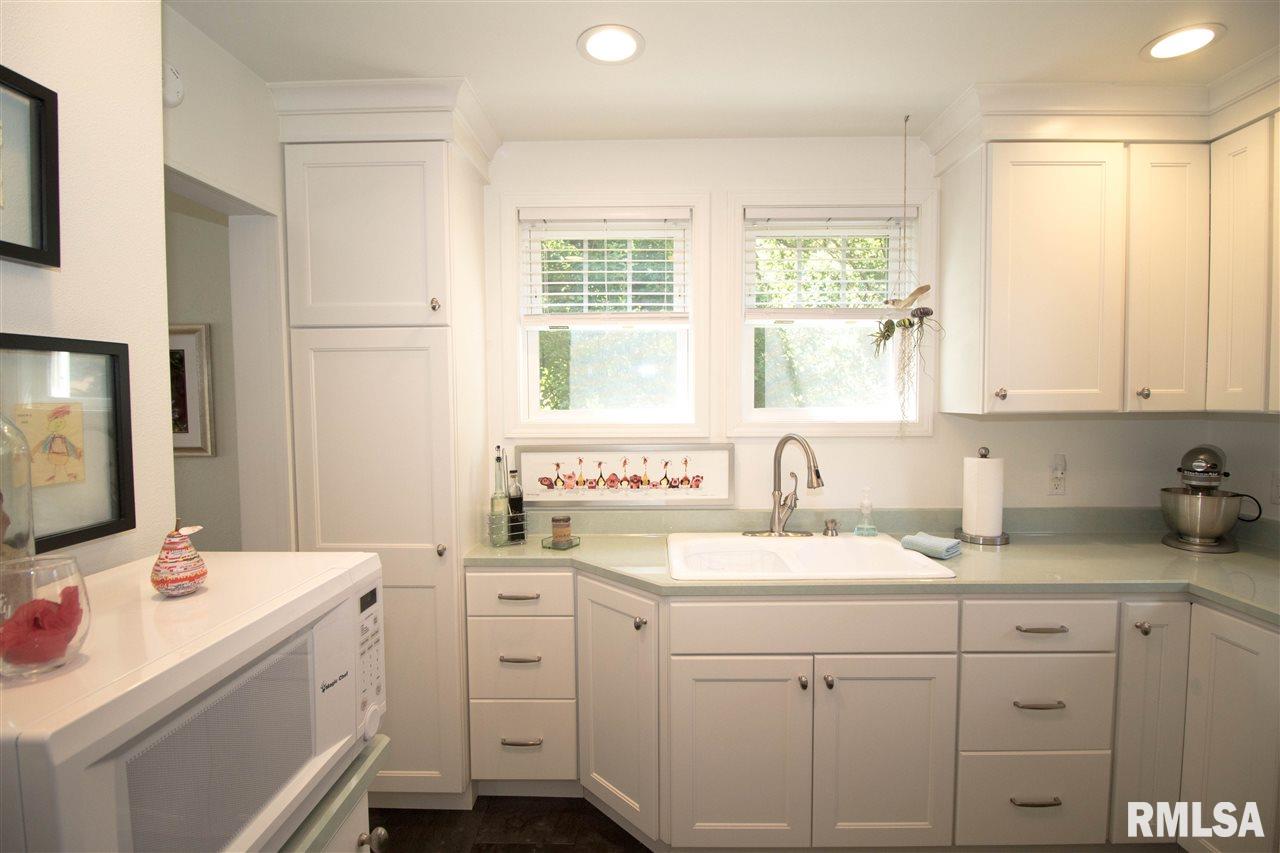7 Rosenberg Court Pekin, IL 61554 - Photo 12 of 25 Gallery Image 12