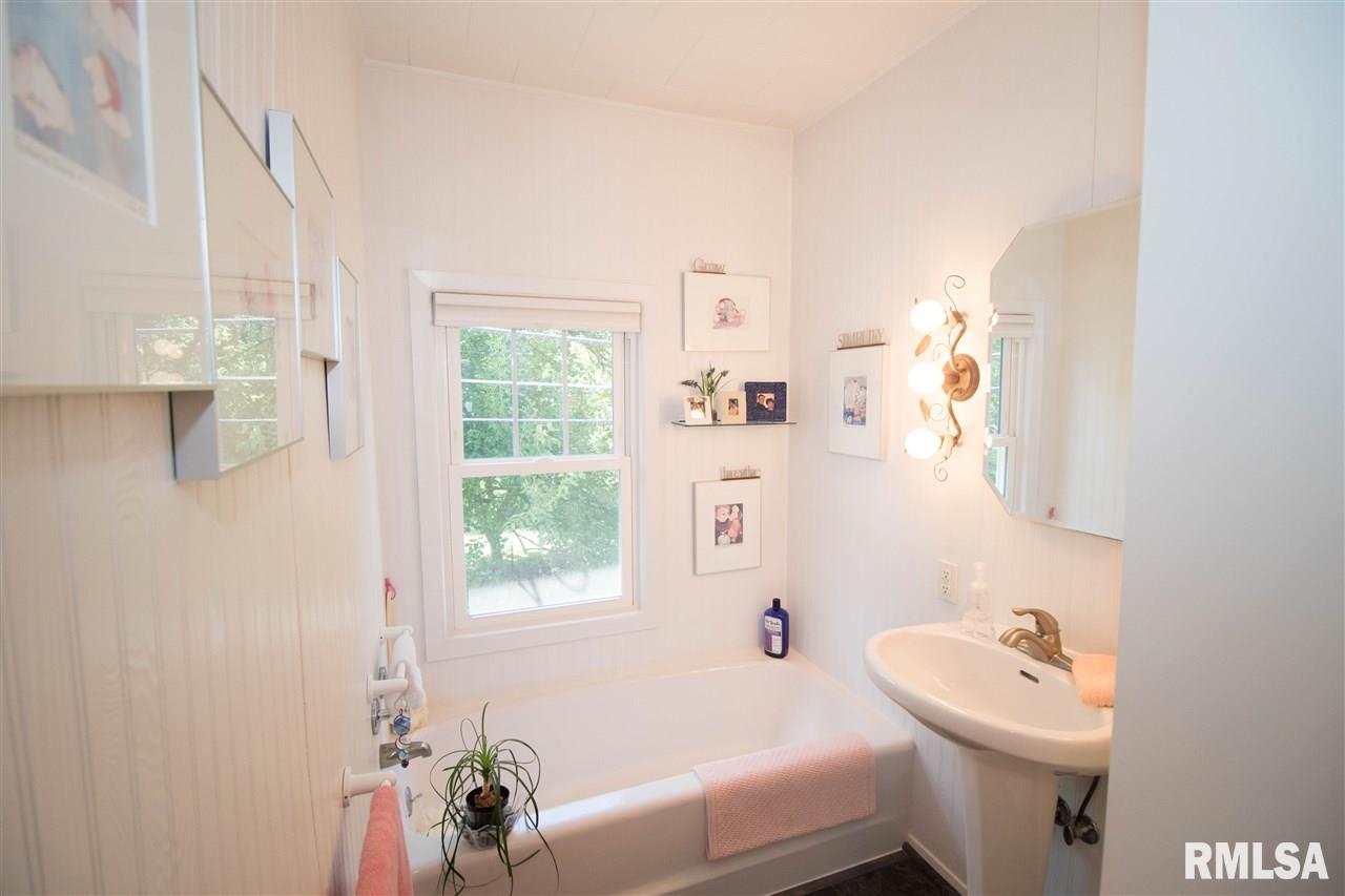 7 Rosenberg Court Pekin, IL 61554 - Photo 18 of 25 Gallery Image 18