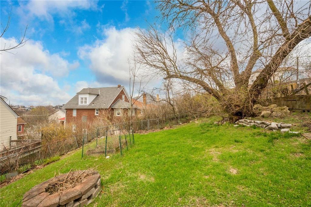 120 Wilbert Street Pittsburgh, PA 15211 - Photo 24 of 26