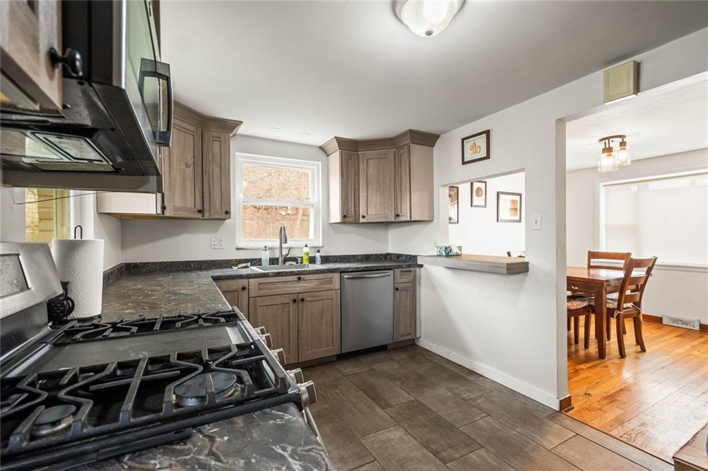 120 Wilbert Street Pittsburgh, PA 15211 - Photo 8 of 26