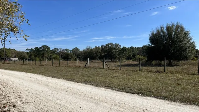 a view of a outdoor space