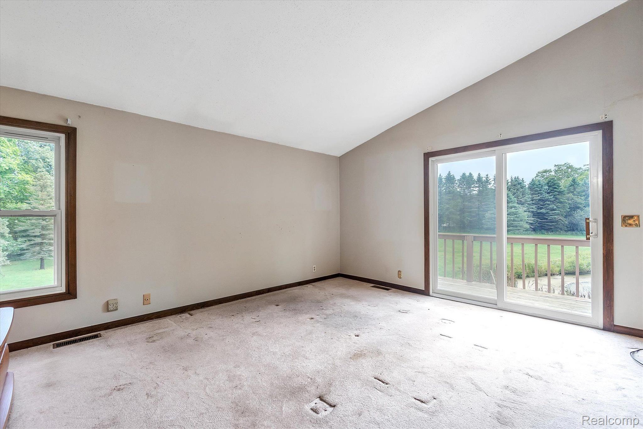 11512 Center Road Fenton, MI 48430 - Photo 29 of 45 Gallery Image 29