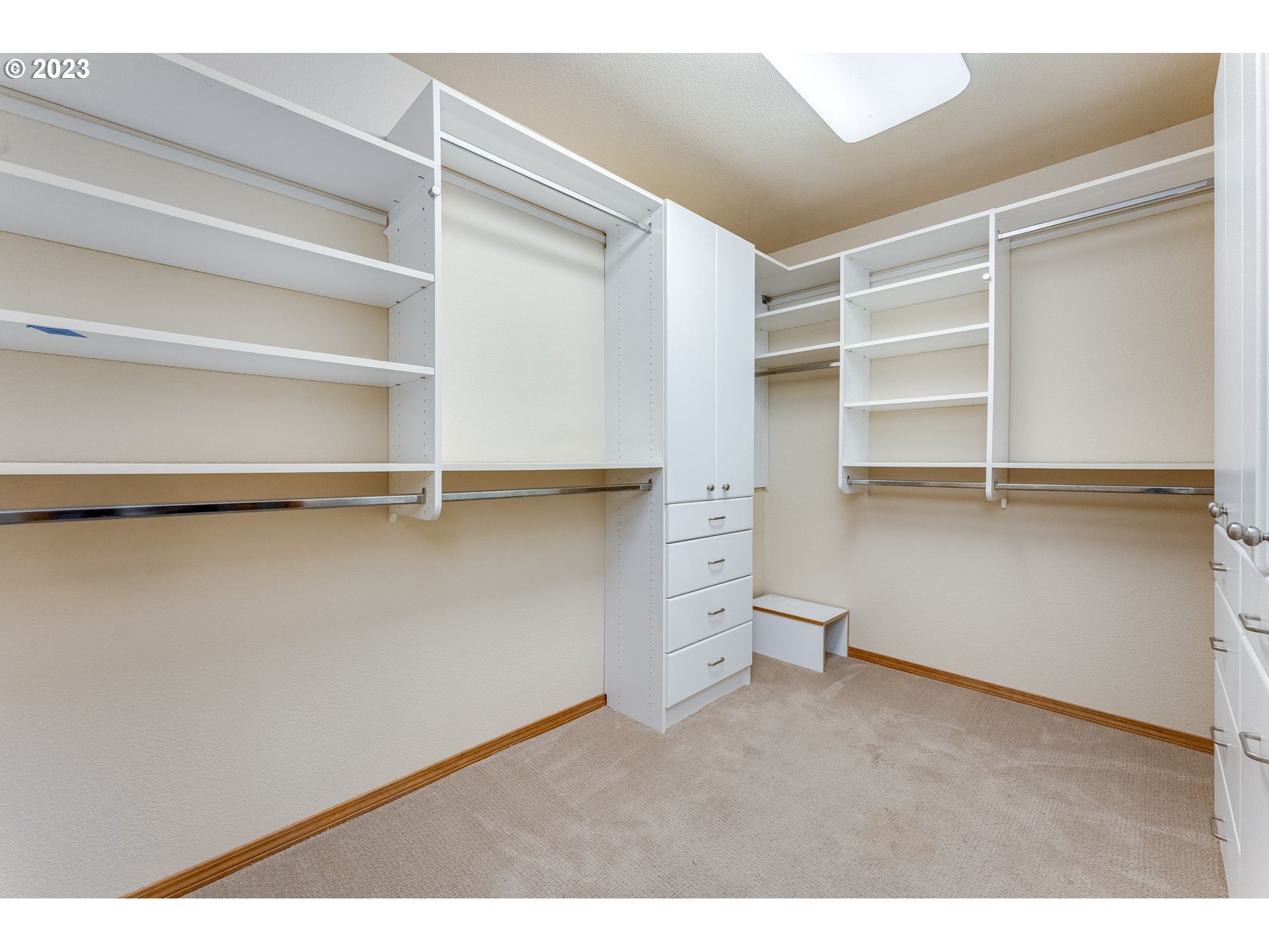 1740 North Laurelwood Loop Canby, OR 97013 - Photo 30 of 46 a view of an empty walk in closet