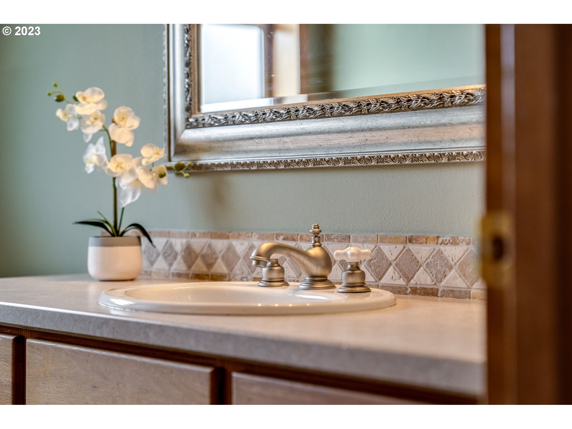 1740 North Laurelwood Loop Canby, OR 97013 - Photo 33 of 46 a close view of a sink