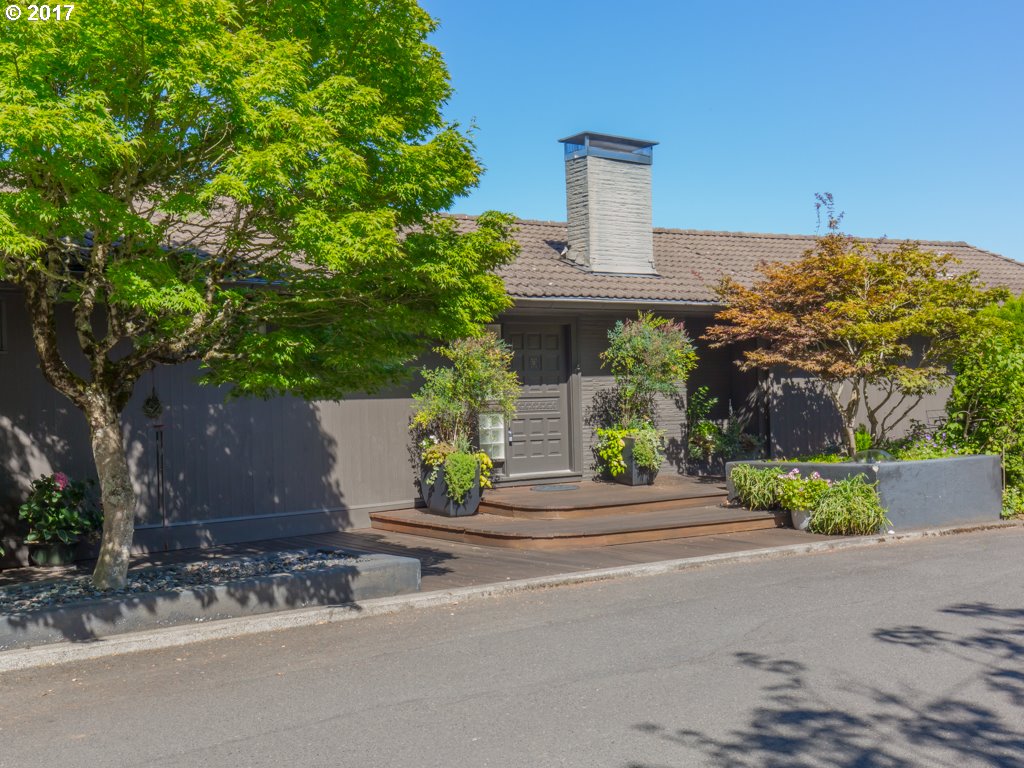 1201 Southwest Rivington Drive Portland, OR 97201 - Photo 1 of 32 Gallery Image 1