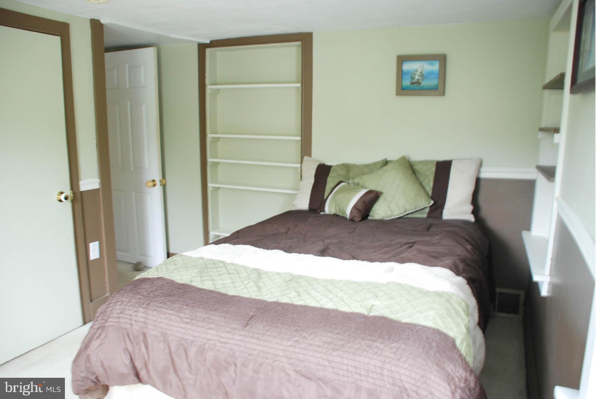 2649 Manchester Road Westminster, MD 21157 - Photo 5 of 30 Second bedroom with wonderful lighting!