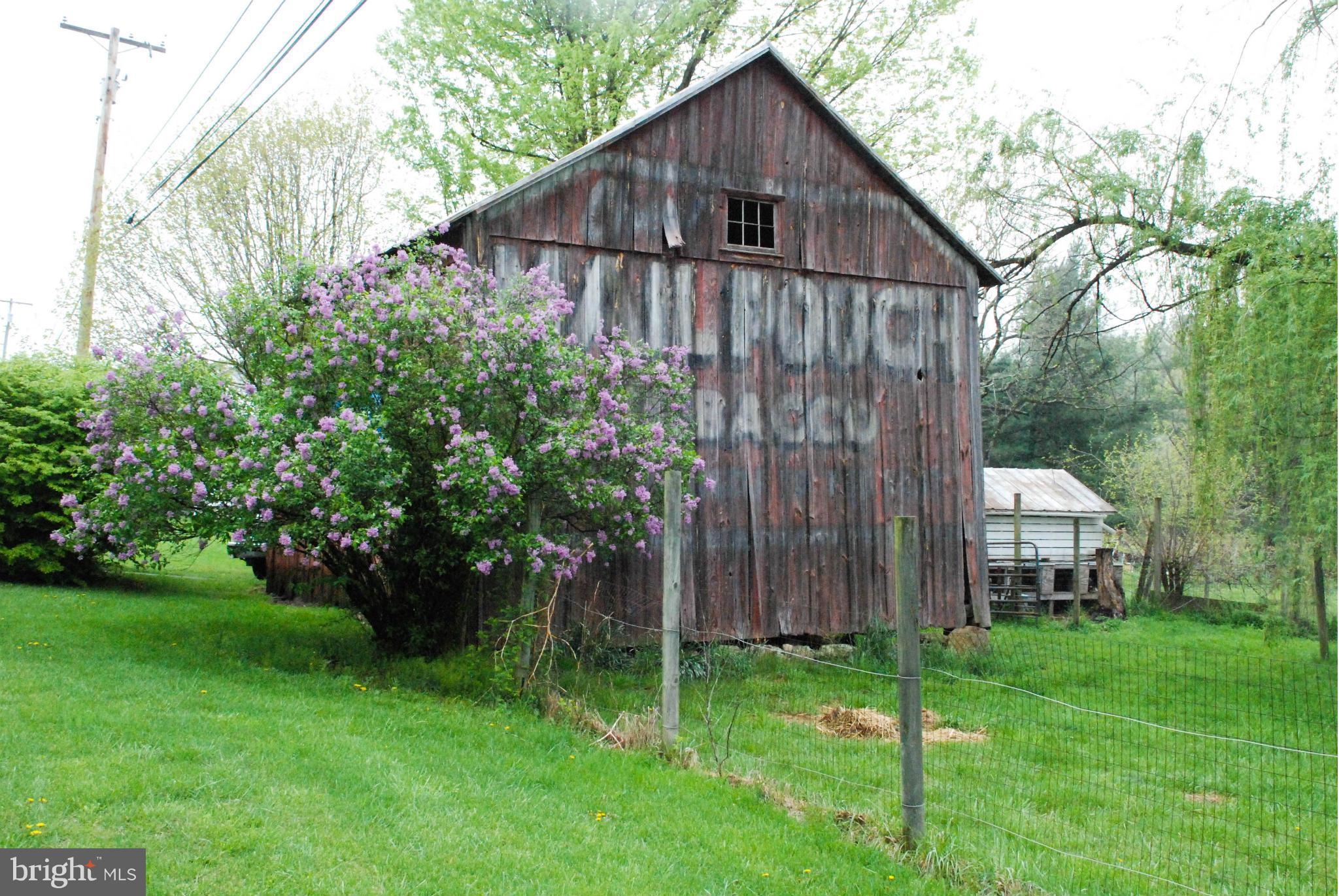 2649 Manchester Road Westminster, MD 21157 - Photo 10 of 30 Historic Advertising "Mail Pouch Tobacco: Barn