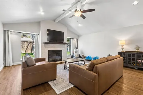 $799,000 | 10111 Shadyview Drive, Dallas, TX 75238