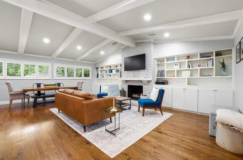 $765,000 | 10111 Shadyview Drive, Dallas, TX 75238