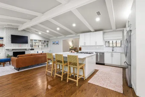 $765,000 | 10111 Shadyview Drive, Dallas, TX 75238