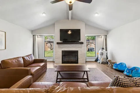 $799,000 | 10111 Shadyview Drive, Dallas, TX 75238