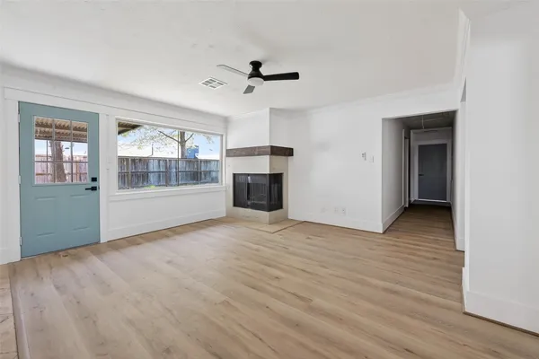 $2,725 | 1906 Shadow Bend Drive, Houston, TX 77043