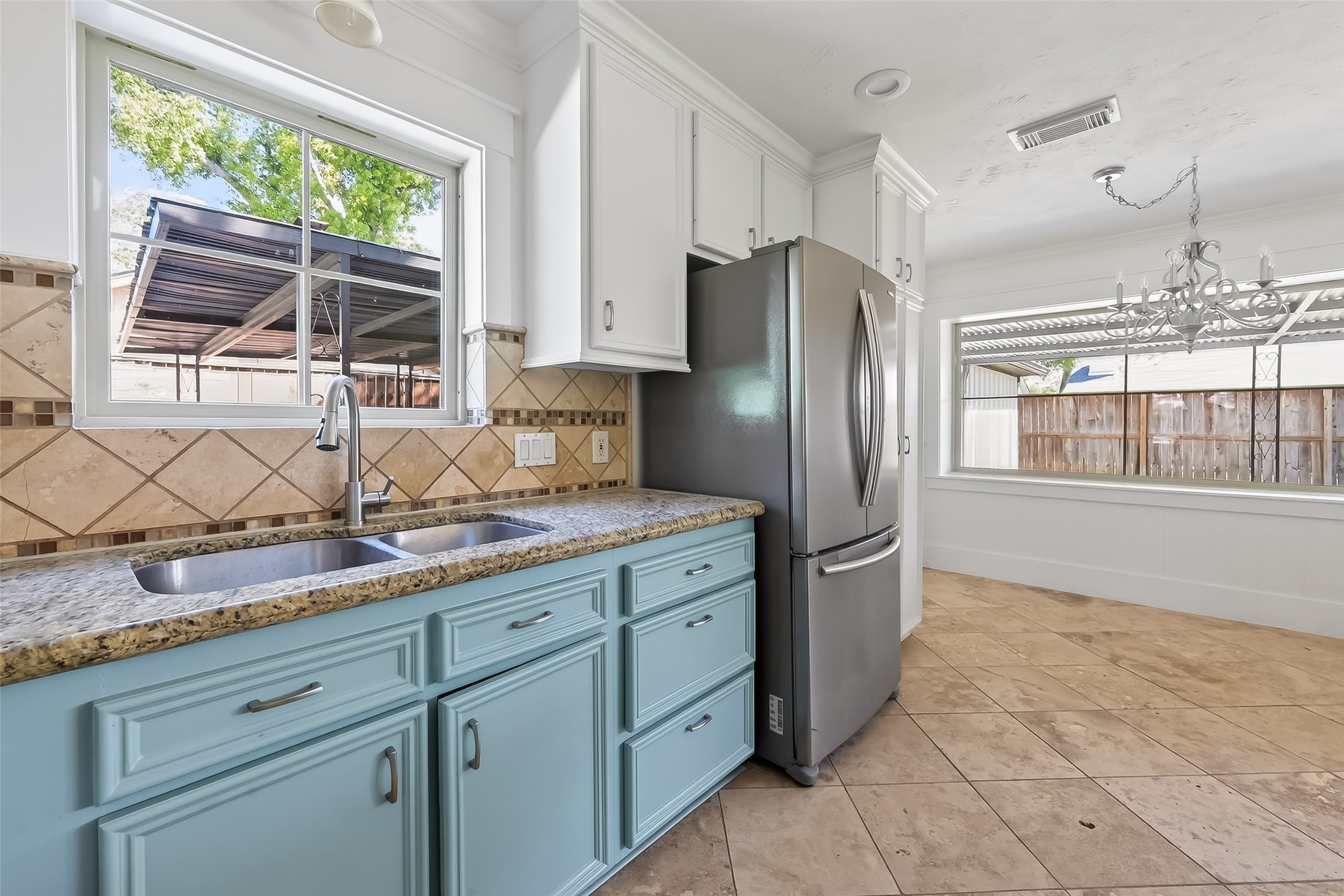1906 Shadow Bend Drive Houston, TX 77043 - Photo 21 of 42
