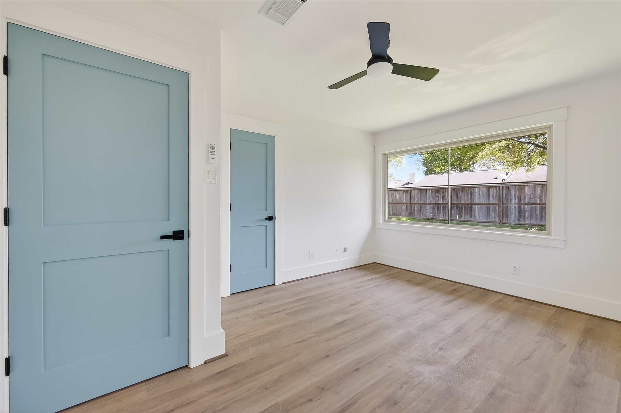 1906 Shadow Bend Drive Houston, TX 77043 - Photo 28 of 42