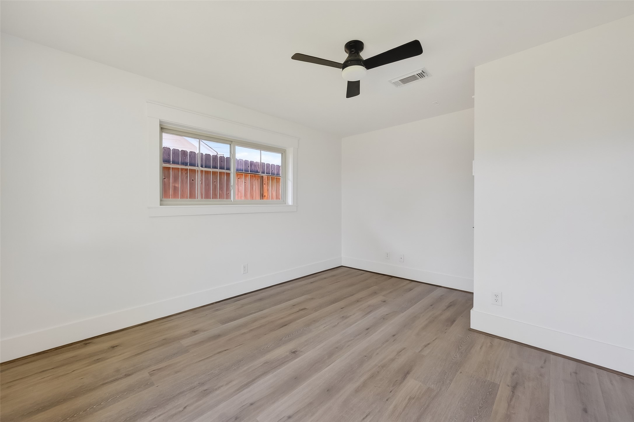 1906 Shadow Bend Drive Houston, TX 77043 - Photo 29 of 42