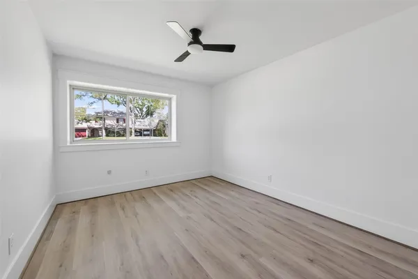 $2,725 | 1906 Shadow Bend Drive, Houston, TX 77043