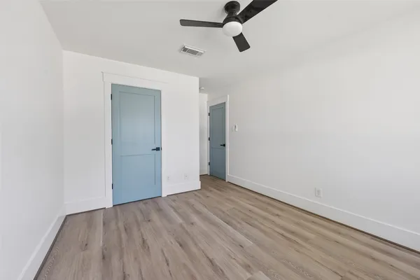 $2,725 | 1906 Shadow Bend Drive, Houston, TX 77043