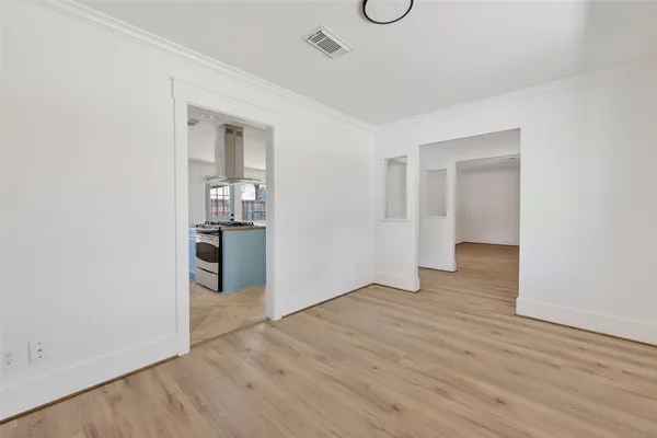 $2,725 | 1906 Shadow Bend Drive, Houston, TX 77043