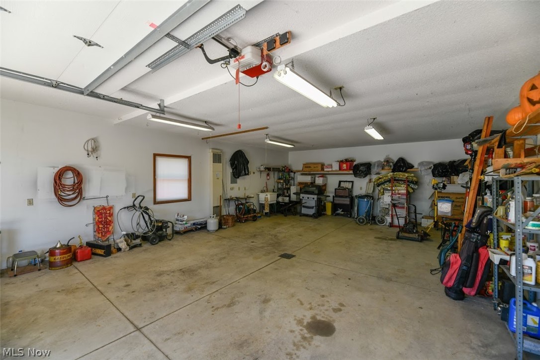3515 Rustic Lane Uniontown, OH 44685 - Photo 31 of 35 Gallery Image 31