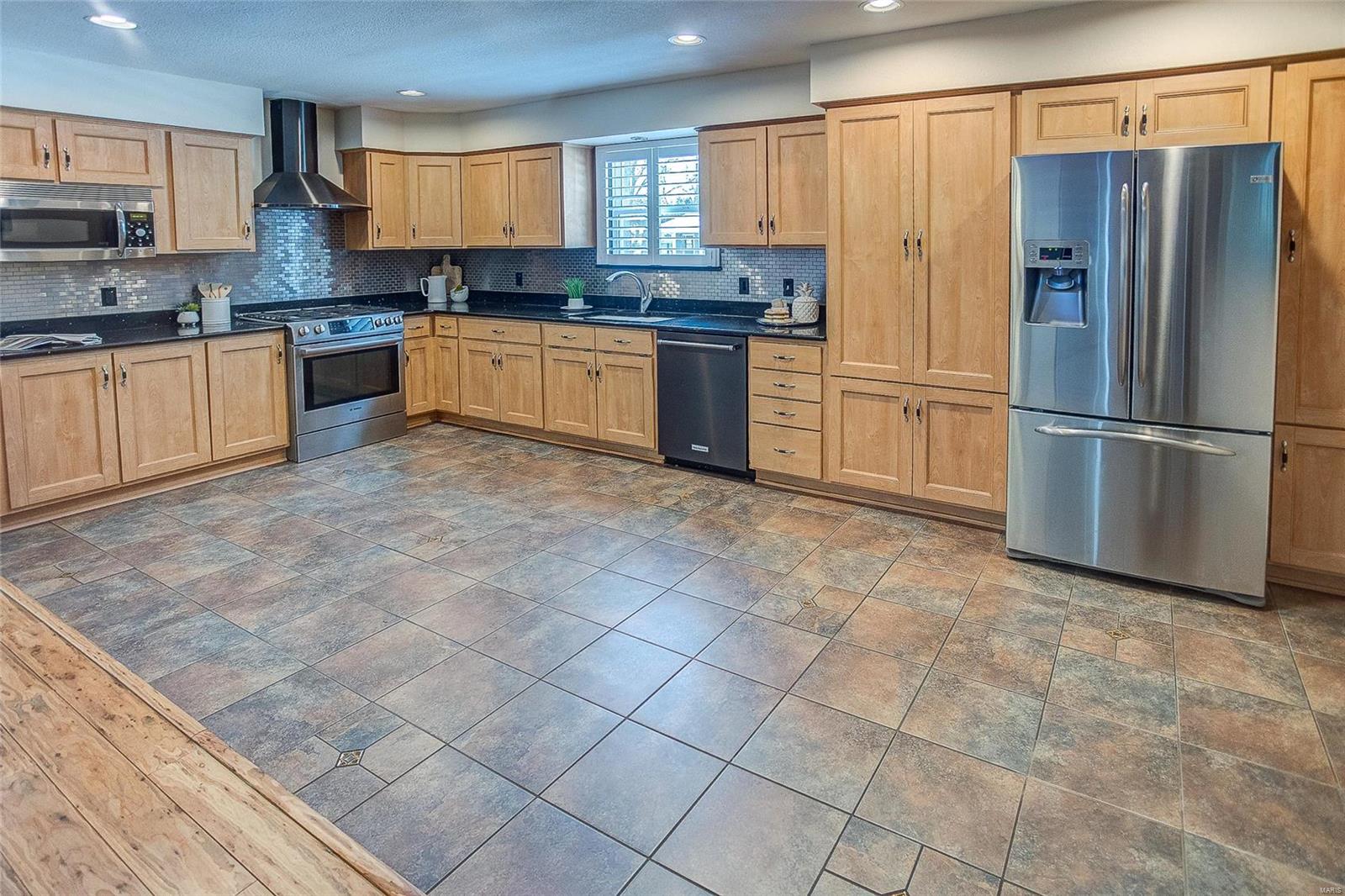 109 Pecan Lane Belleville, IL 62223 - Photo 37 of 56