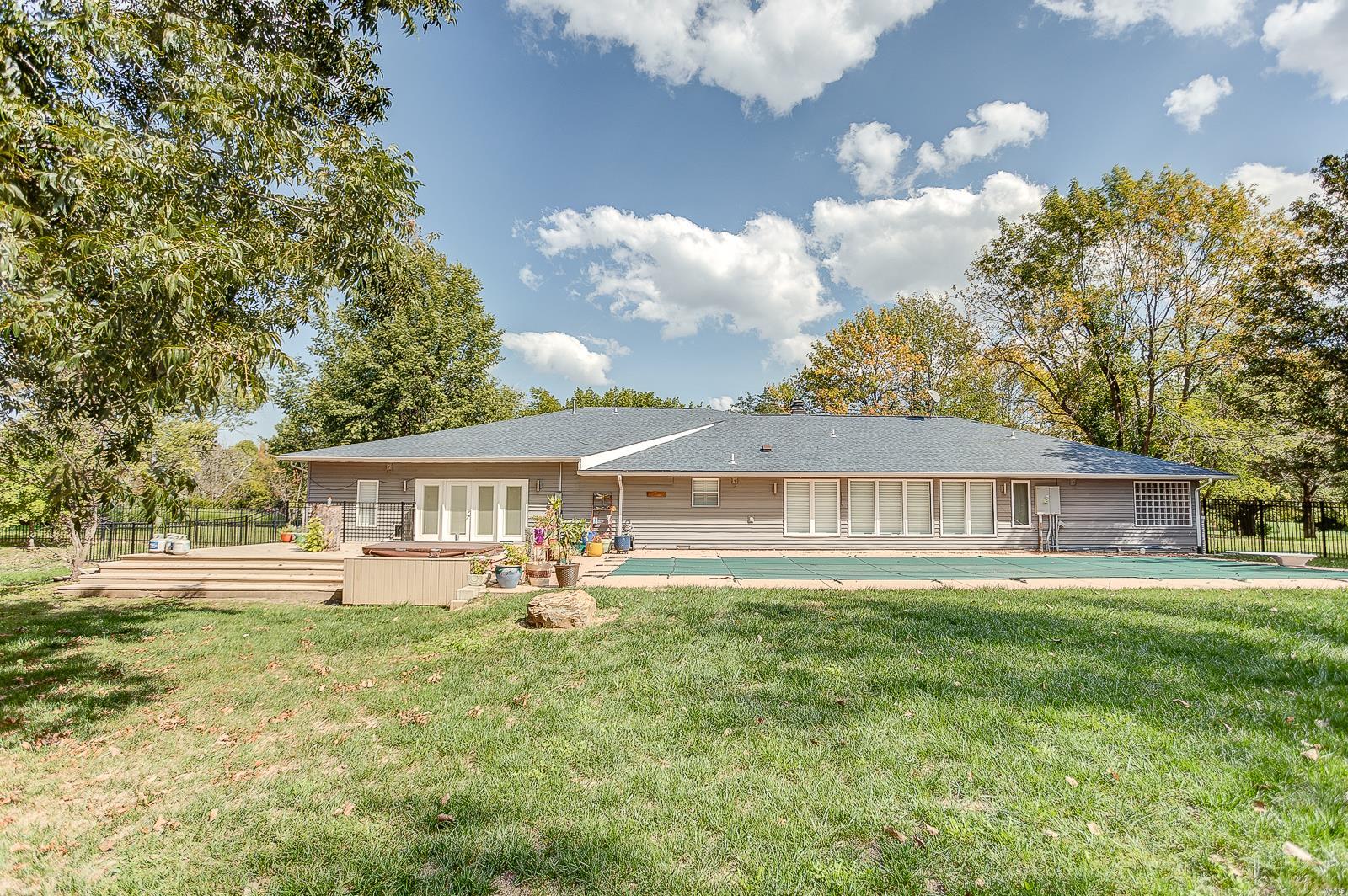 109 Pecan Lane Belleville, IL 62223 - Photo 7 of 56