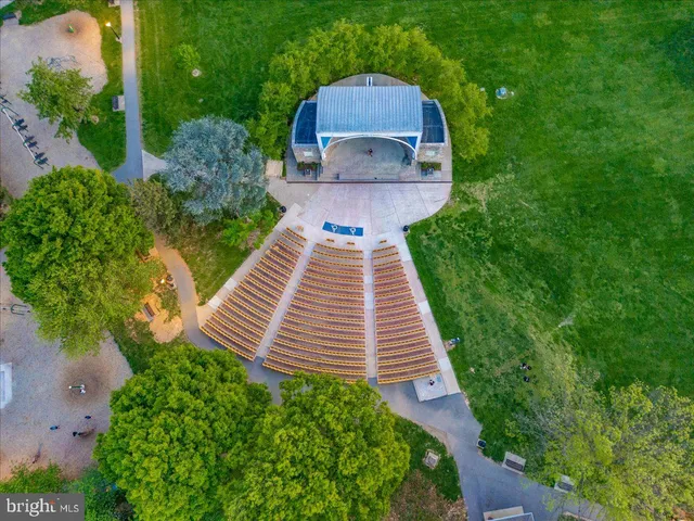 $685,000 | 2052 Pomona Way, Frederick, MD 21702