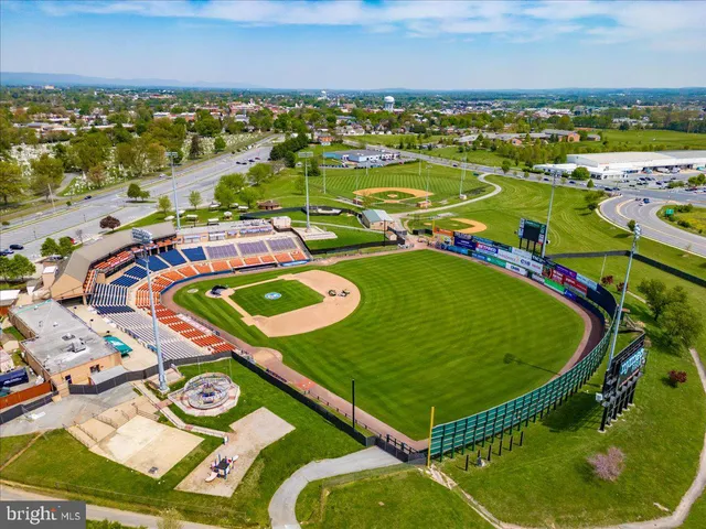 $685,000 | 2052 Pomona Way, Frederick, MD 21702