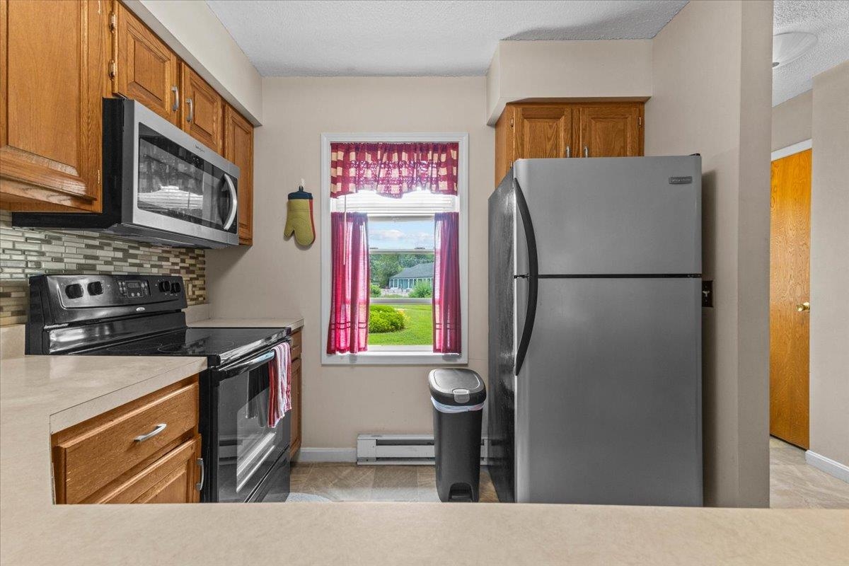 35 Brickyard Road, Unit 13 Essex, VT 05452 - Photo 7 of 37