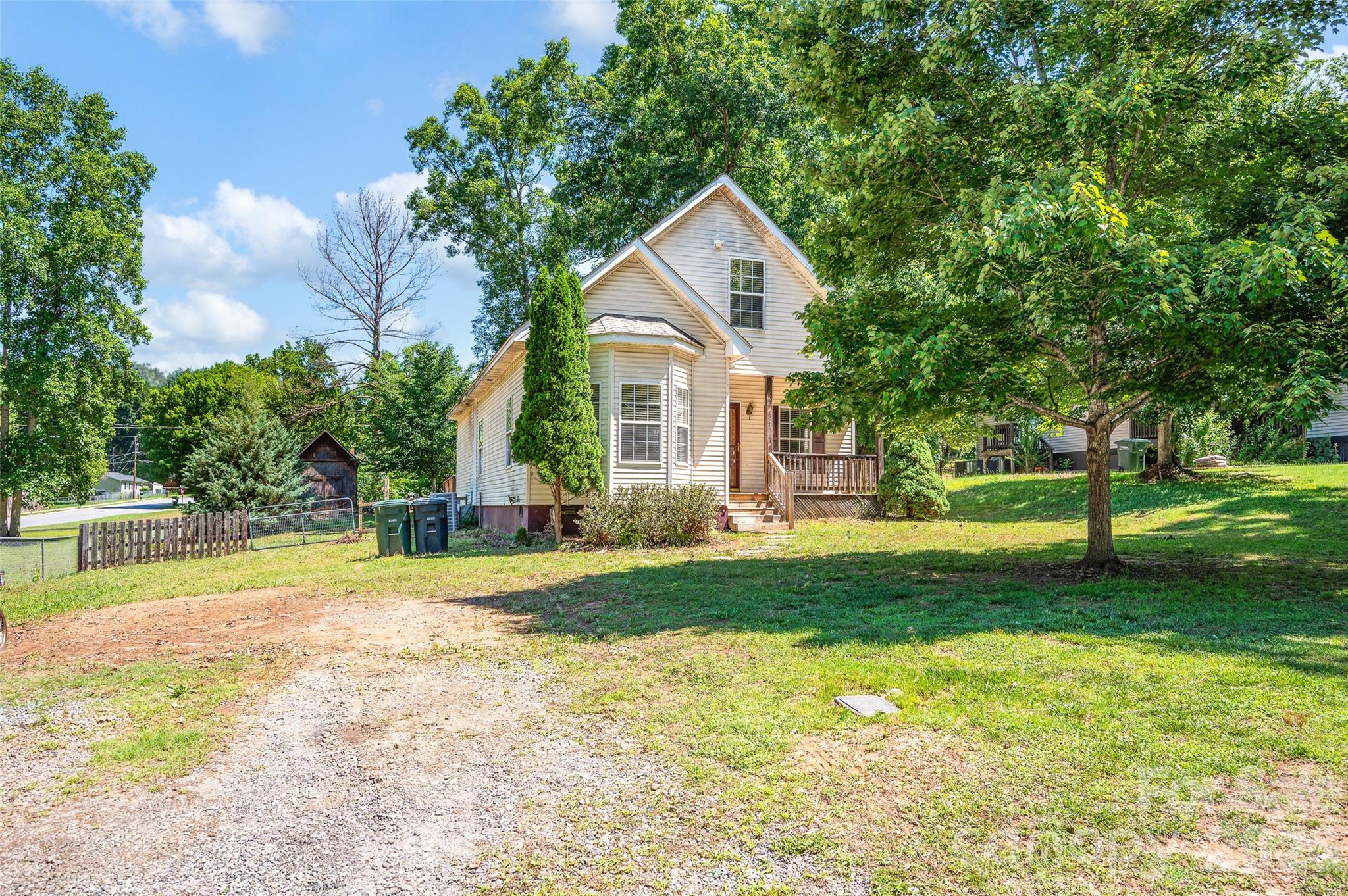 105 Queensbury Road Troutman, NC 28166 - Photo 3 of 27