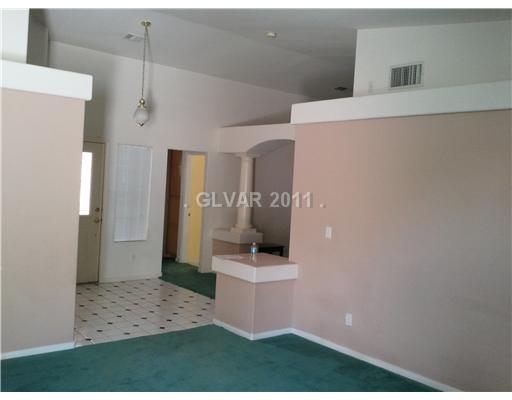 15 Rising Sun Court Henderson, NV 89074 - Photo 6 of 10 Living Room.