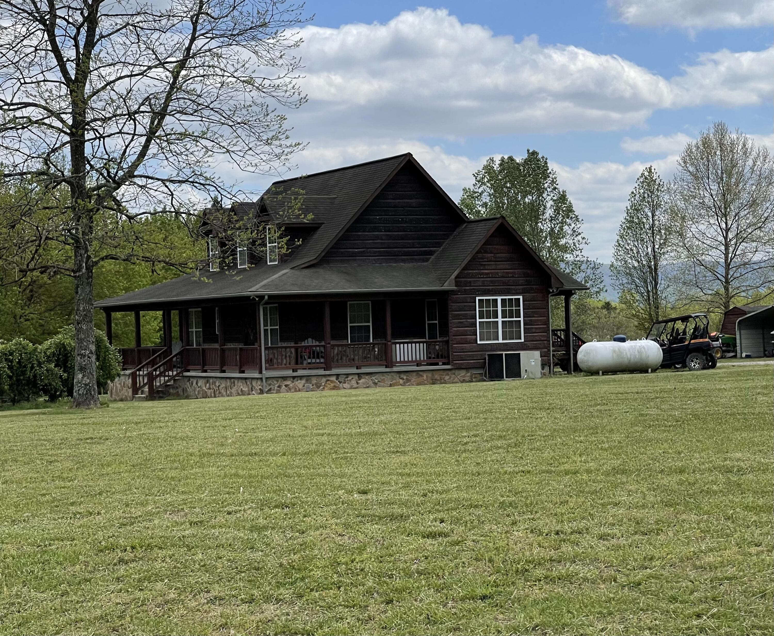 181 Foothills Road Pikeville, TN 37367 - Photo 2 of 13 84B7A0A3-5C71-4597-86C2-9BAC8784003B