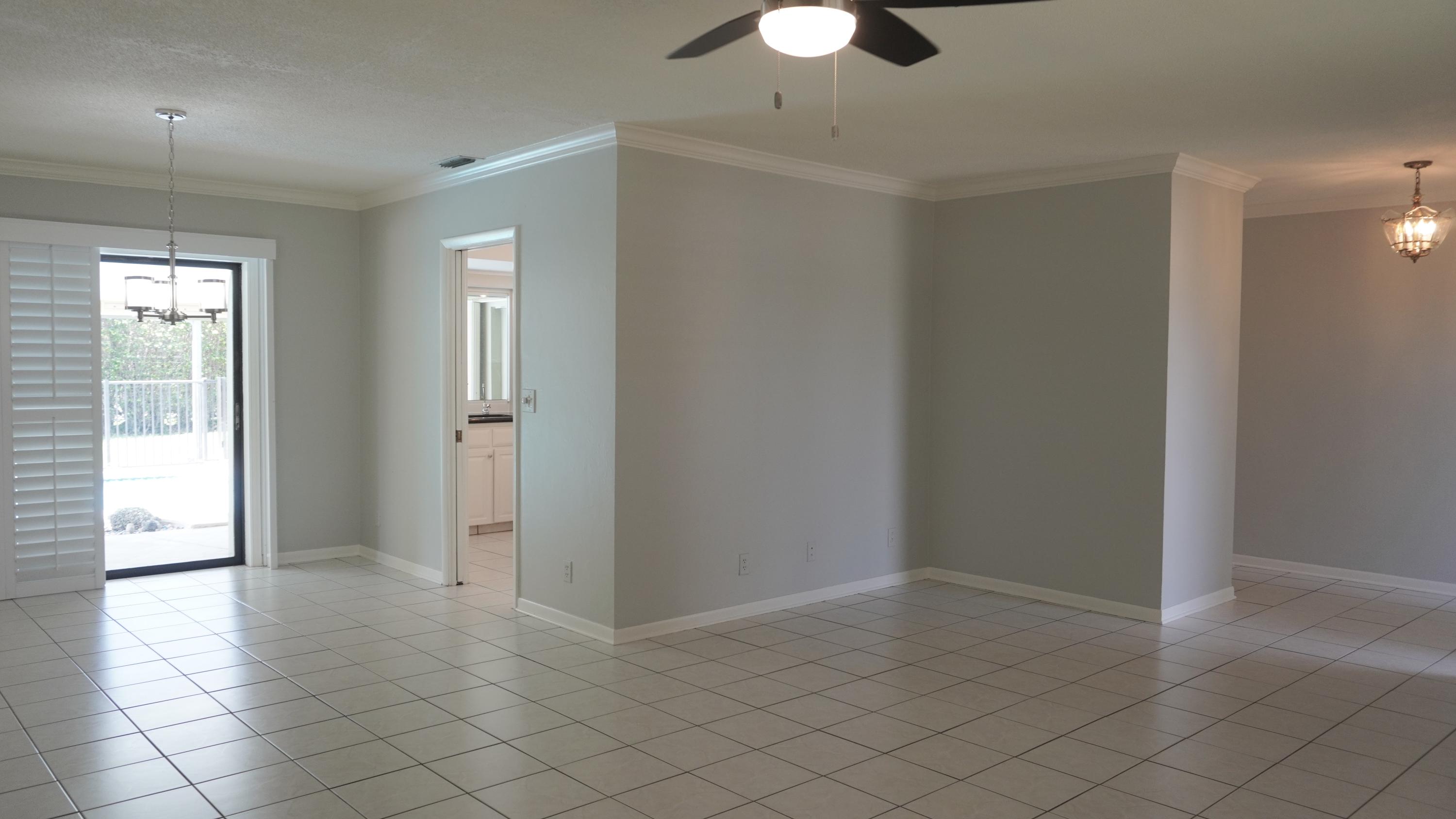 1368 Southwest 12th Street Boca Raton, FL 33486 - Photo 2 of 19 Living/Dining