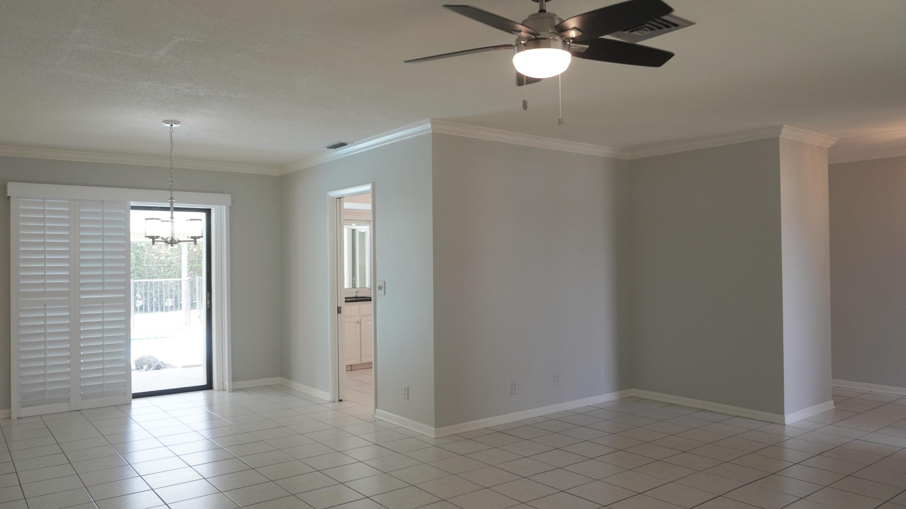 1368 Southwest 12th Street Boca Raton, FL 33486 - Photo 3 of 19 Living/Dining