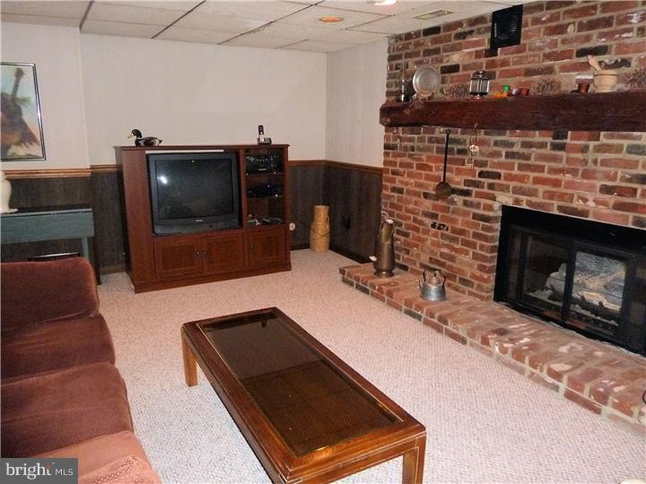 112 Christopher Mill Road Medford, NJ 08055 - Photo 13 of 24 Family Room