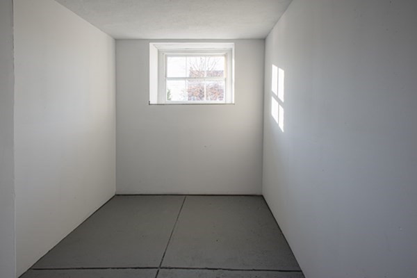 58 Main Street, Unit 4 Hatfield, MA 01038 - Photo 38 of 42 an empty room with a window