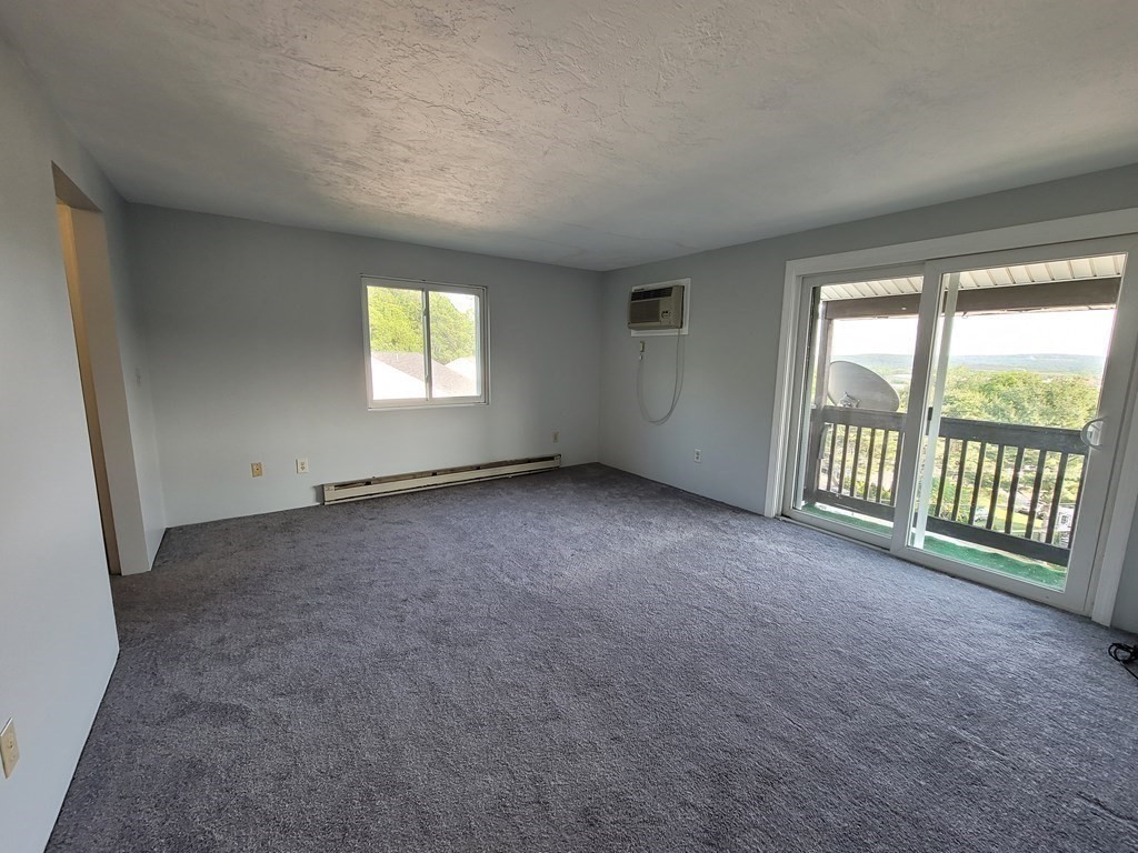 11 Gibbs Street, Unit 93 Worcester, MA 01607 - Photo 2 of 8