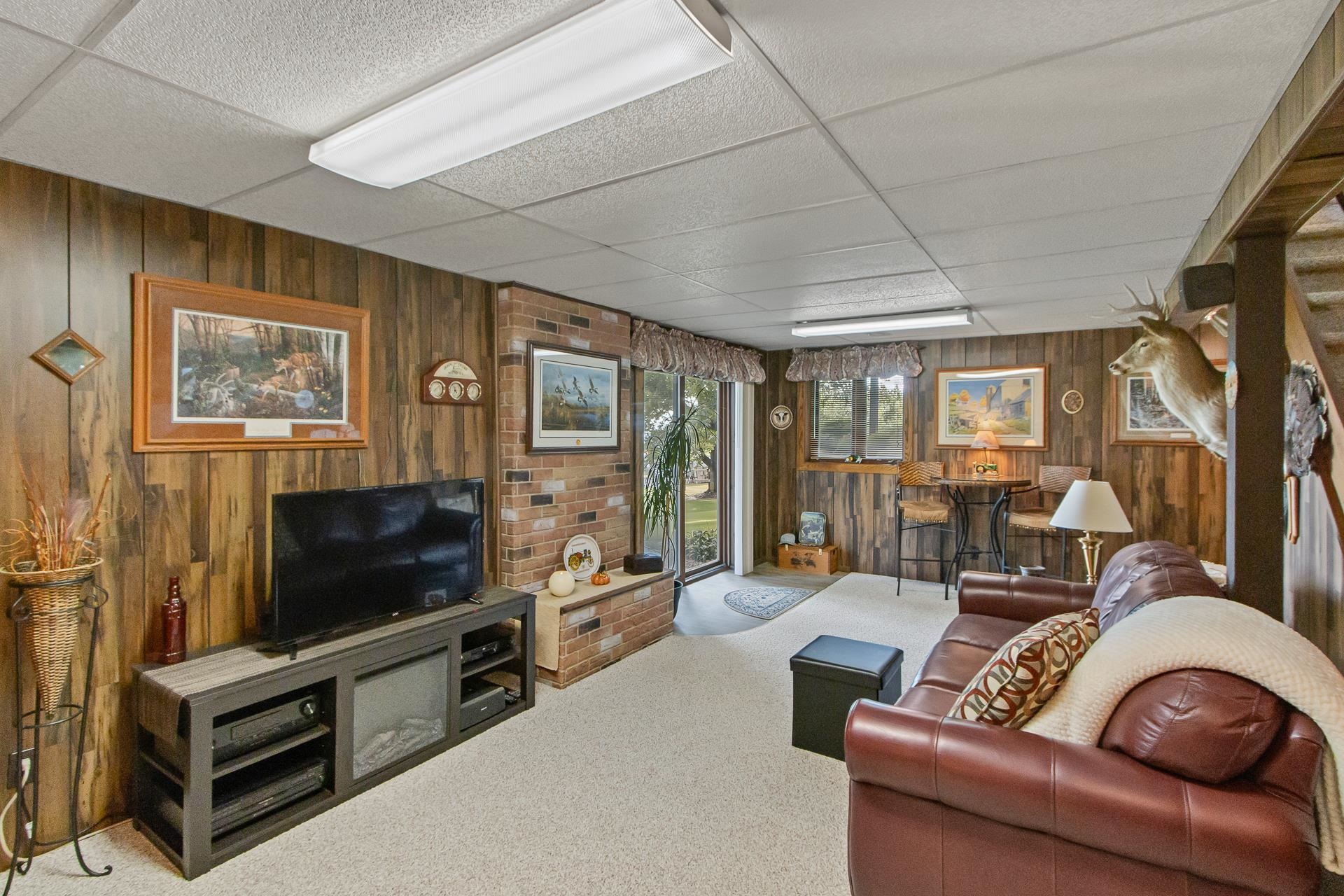 N9401 Hughes Road Belleville, WI 53508 - Photo 43 of 90 Gallery Image 43