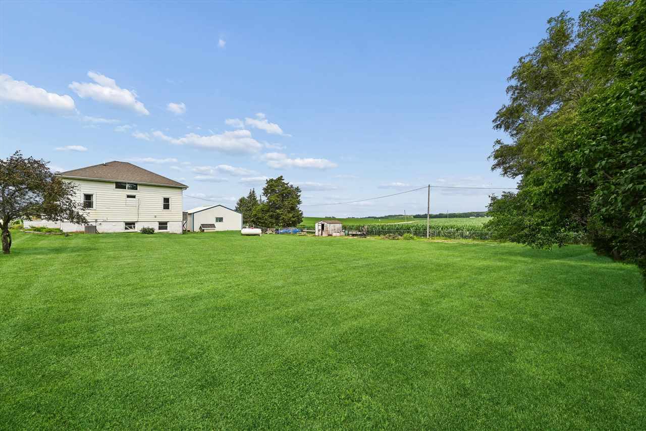 2797 Paris Road Central City, IA 52214 - Photo 4 of 27 Gallery Image 4