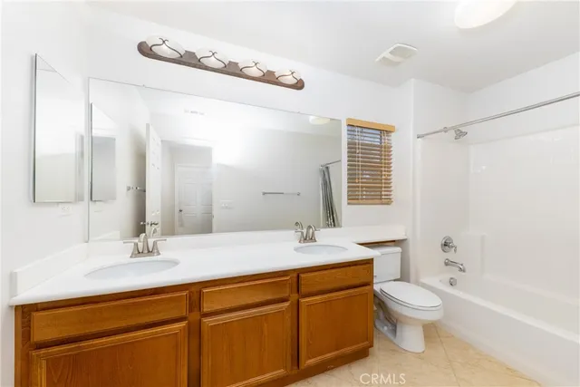 $575,000 | 43749 Tahoe Way, Lancaster, CA 93536