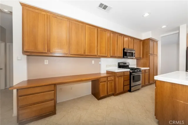 $575,000 | 43749 Tahoe Way, Lancaster, CA 93536