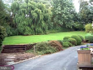 120 Appletree Drive Media, PA 19063 - Photo 2 of 6