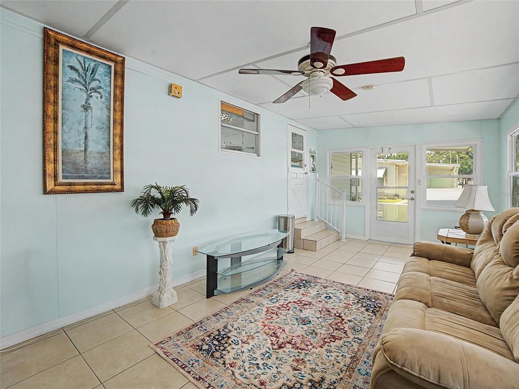 701 Sugar Palm Street Largo, FL 33770 - Photo 21 of 35 a living room with furniture