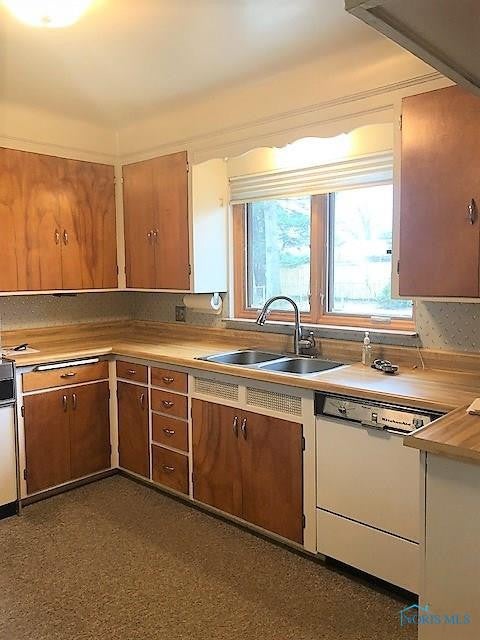 2945 Evergreen Road Toledo, OH 43606 - Photo 9 of 16 Gallery Image 9