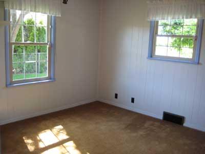 1360 Dilley Road Tieton, WA 98947 - Photo 9 of 23 an empty room with a window