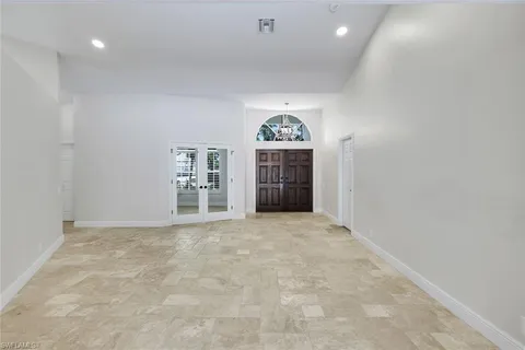$1,800,000 | 235 Silverado Drive, Naples, FL 34119