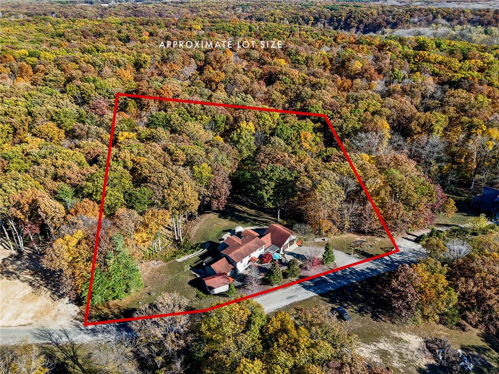 18421 Chief Road Charleston, IL 61920 - Photo 44 of 47