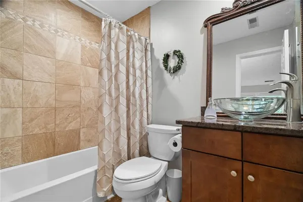 $299,999 | 3408 Lake Pointe Circle, Roswell, GA 30075