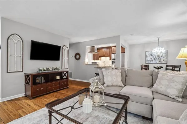 $299,999 | 3408 Lake Pointe Circle, Roswell, GA 30075