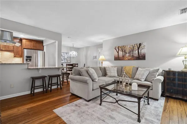 $299,999 | 3408 Lake Pointe Circle, Roswell, GA 30075